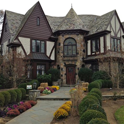 tudor house windows